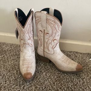 Sterling River White/Brown Cowboy Boots